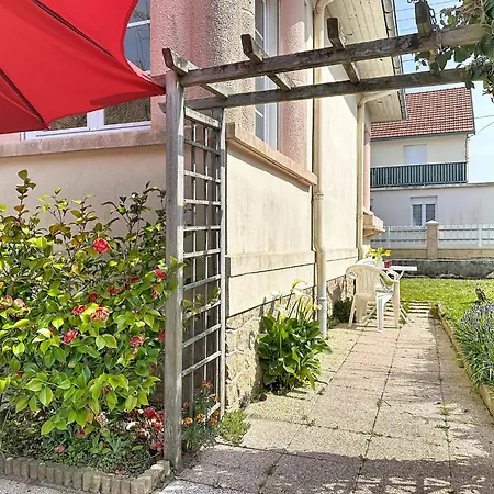 La Rose Des Pins By Interhome Saint-Brevin-les-Pins
