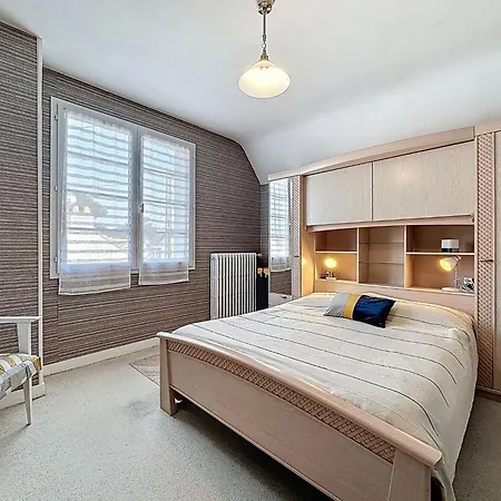 Holiday home La Rose Des Pins By Interhome