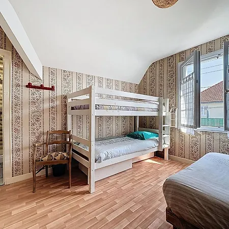 La Rose Des Pins By Interhome