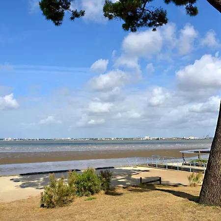 Holiday home La Rose Des Pins By Interhome *